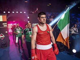 Joe Ward to turn pro